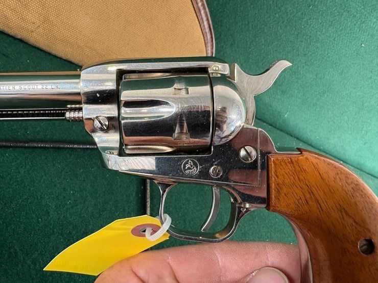colt-frontier-scout-22lr-revolver-image-8