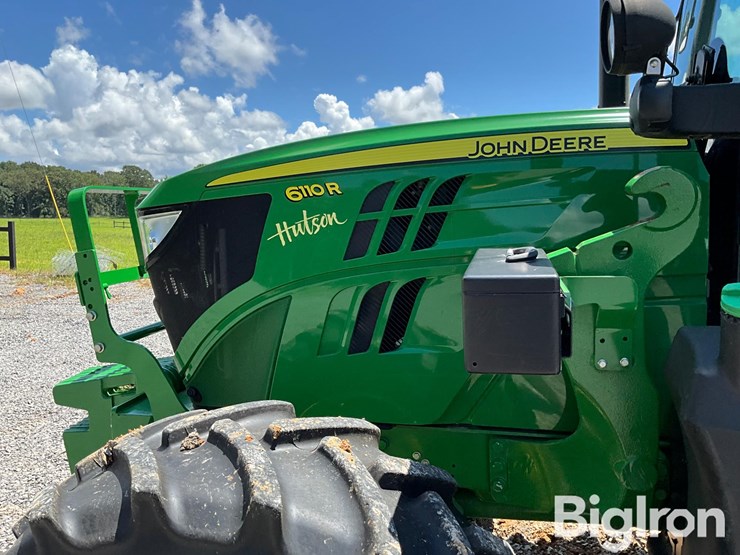 2019-john-deere-6110r-image-10