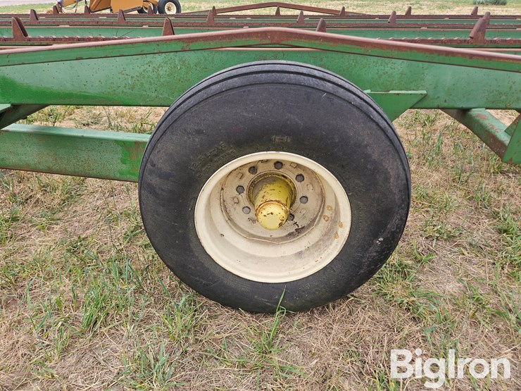 john-deere-200-image-20