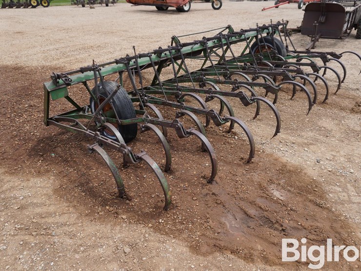 john-deere-15-image-7