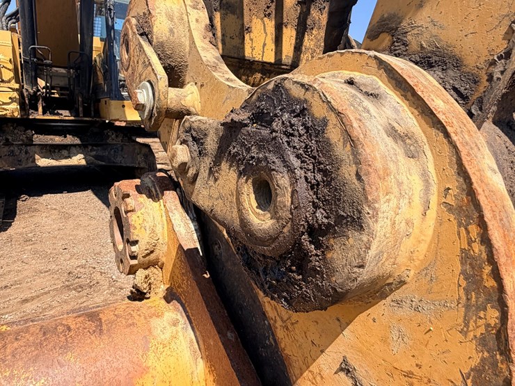 2010-caterpillar-328d-image-134