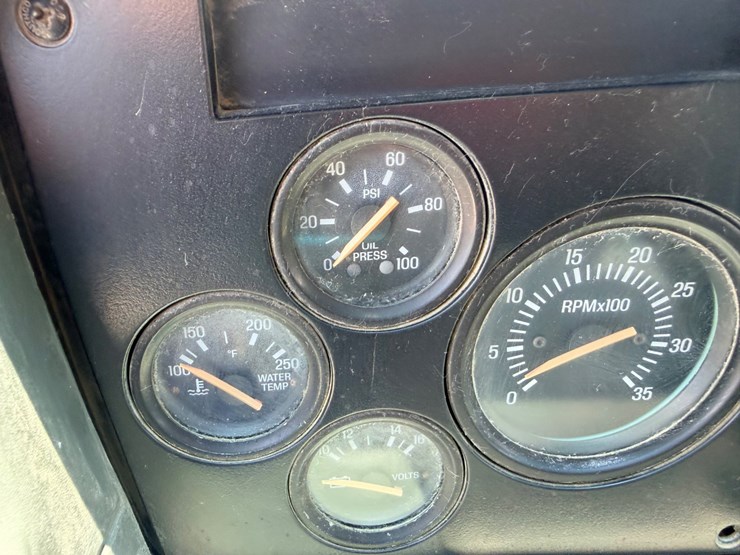1996-ford-at9513-image-160