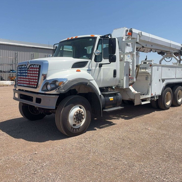 2008 INTERNATIONAL WORKSTAR 7400