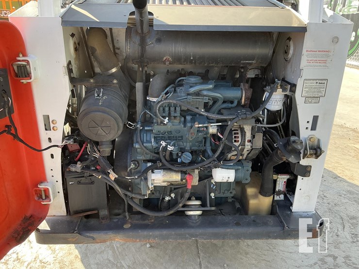2013-bobcat-s570-image-17
