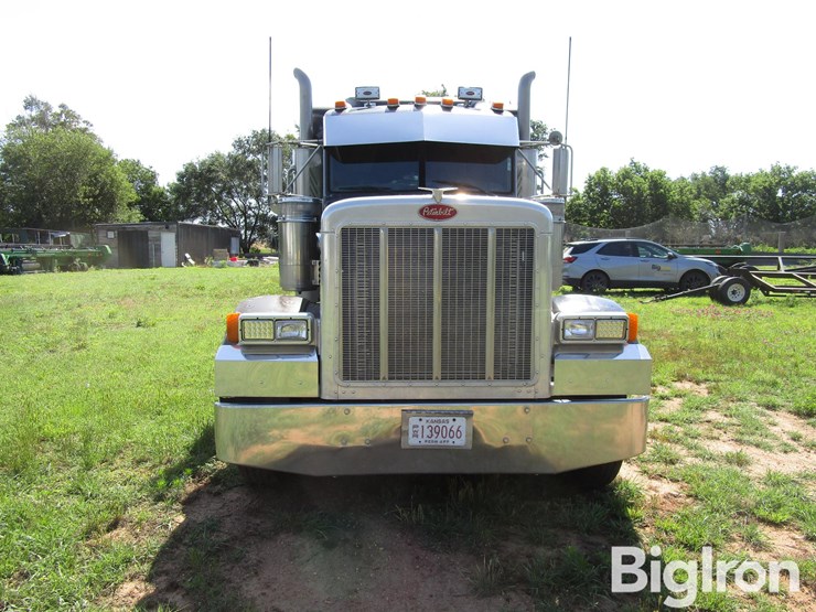 2004-peterbilt-379-image-2