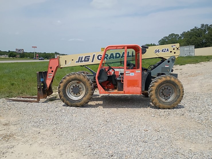 2004-jlg-g6-42a-image-3