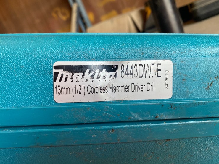 #39191-•-makita-cordless-hammer-driver-drill-image-2