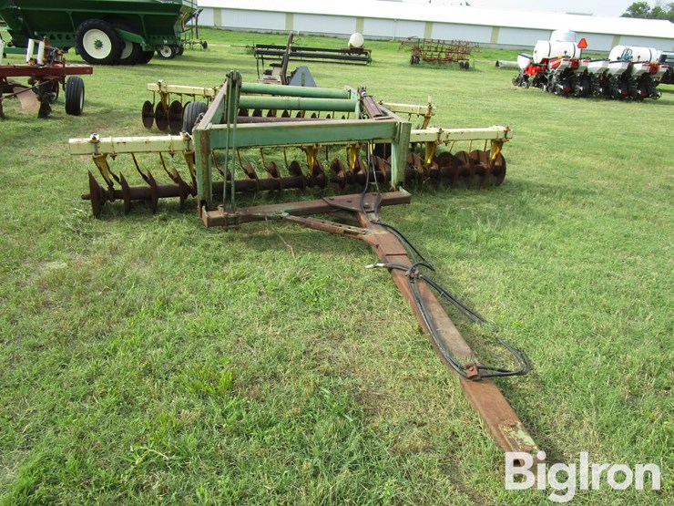john-deere-340-image-2