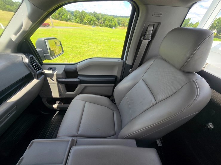 2019-ford-f150-image-33