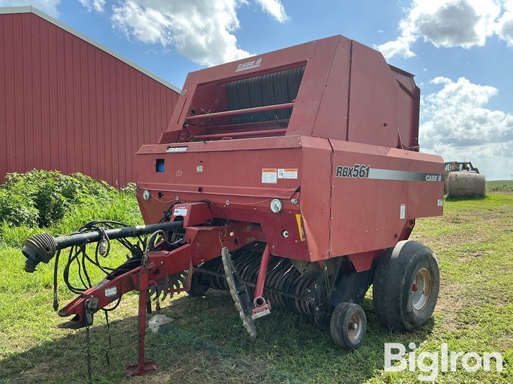case-ih-rbx561-image-1