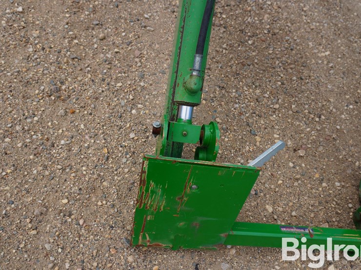 john-deere-158-image-16