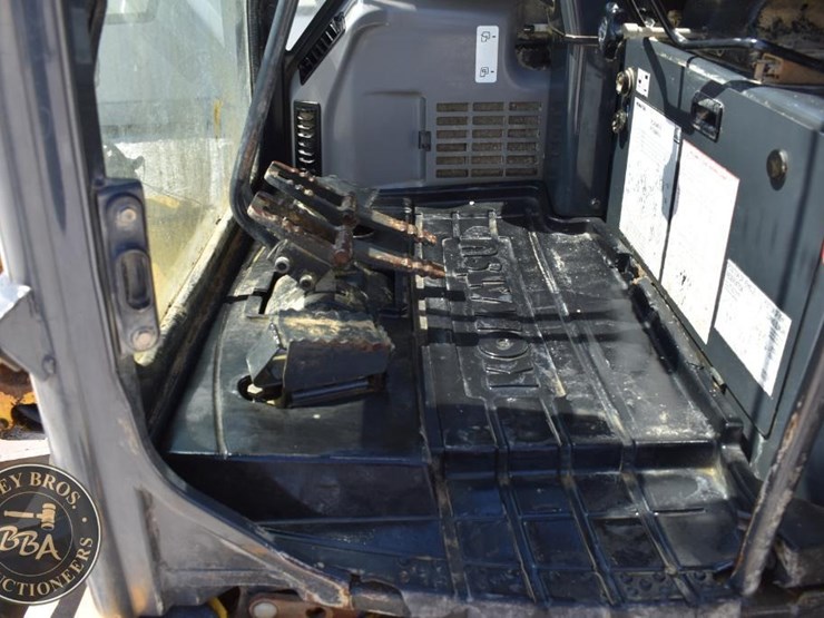 2016-komatsu-pc55mr-5-image-42