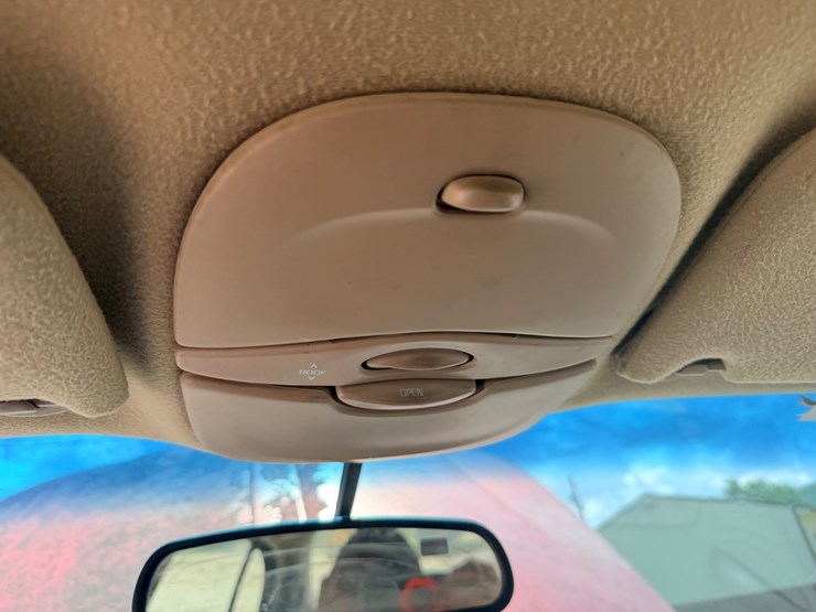 #25037-•-1998-lincoln-continental-passenger-car-image-47