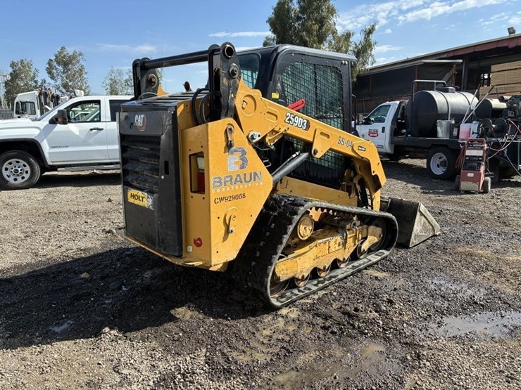 2023-caterpillar-259d3-image-3