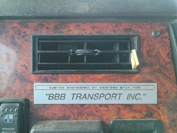 2006-western-star-4900-image-56