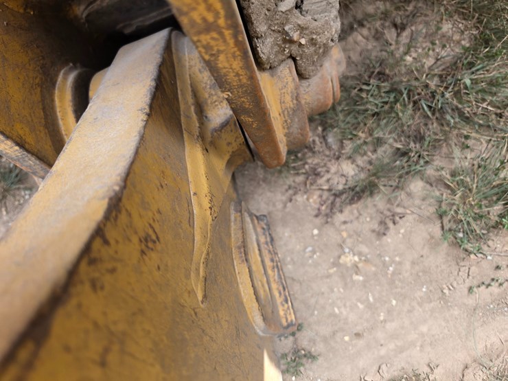 1983-caterpillar-973-image-157