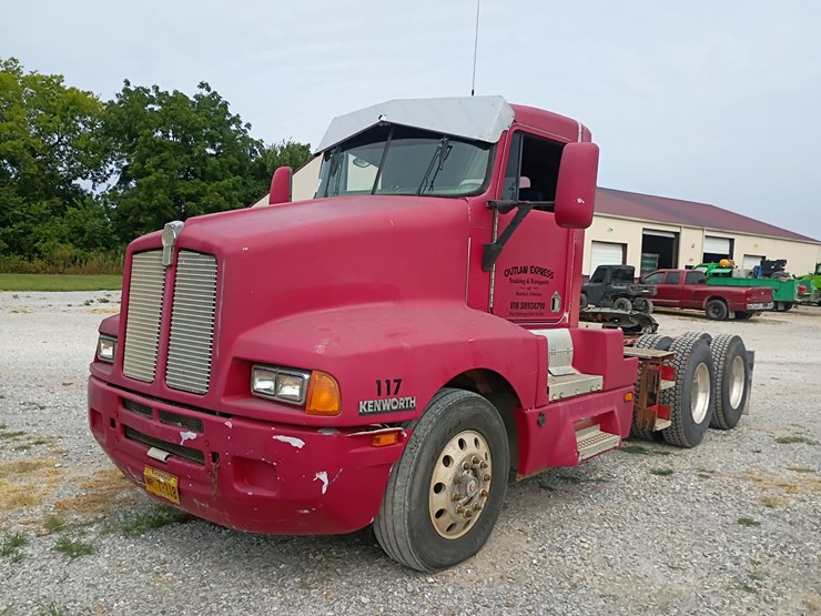 1995-kenworth-t600-image-1