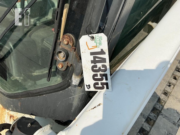 2017-bobcat-t595-image-21