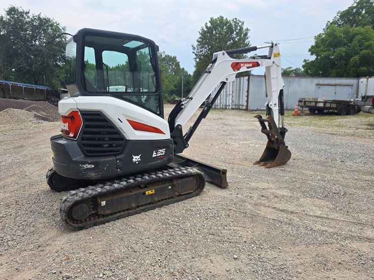 2022-bobcat-e35-image-18