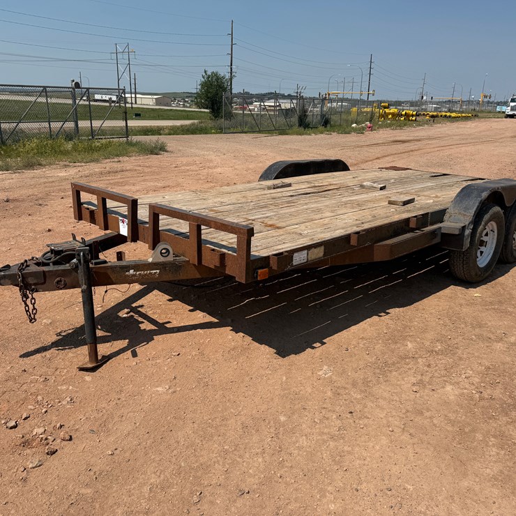 2005 UTILITY FLATBED