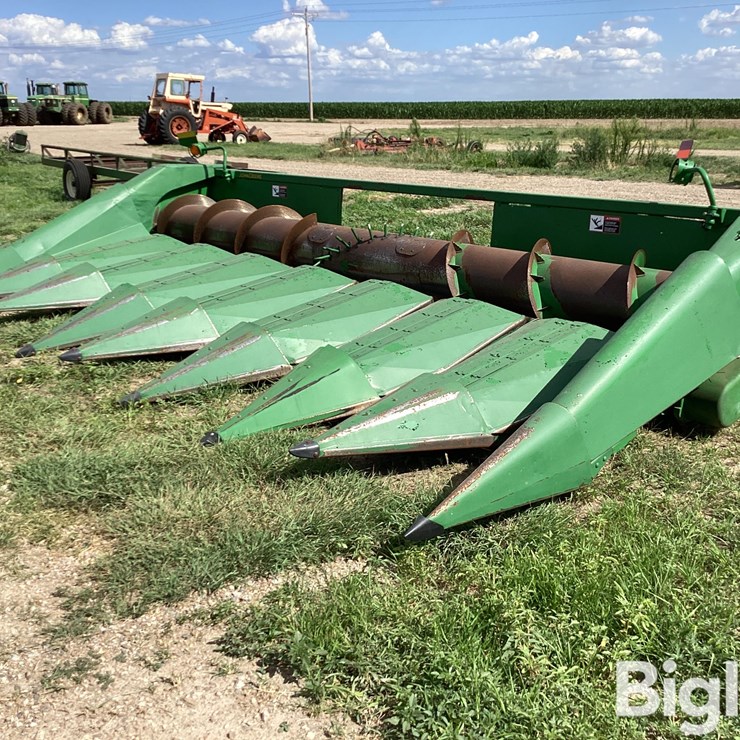 JOHN DEERE 853A