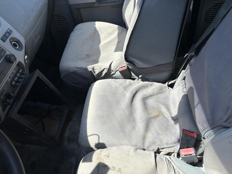 2015-ford-f450-image-21