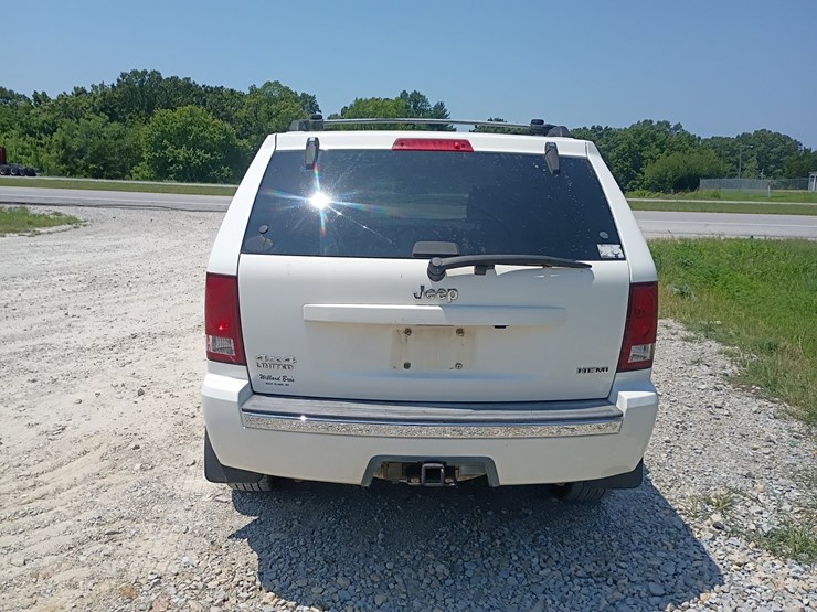 2007-jeep-grand-cherokee-image-7