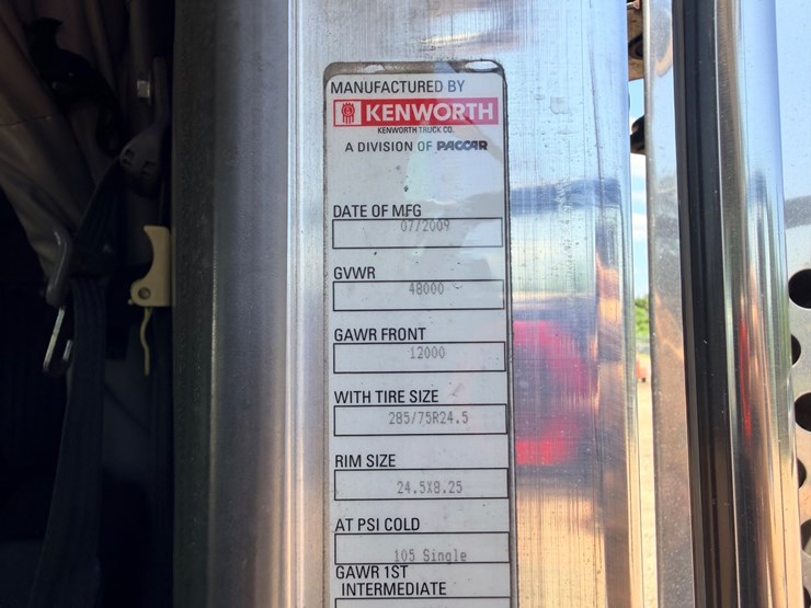 2010-kenworth-t800-image-104