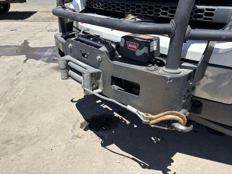 2012-gmc-sierra-2500-image-13