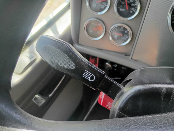 2012-kenworth-t370-image-71