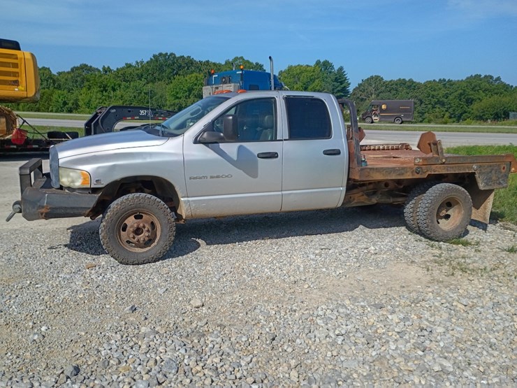 2003-dodge-ram-3500-image-2