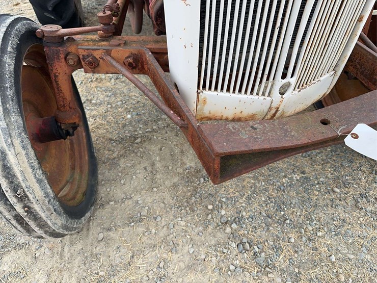 ford-8n-image-40