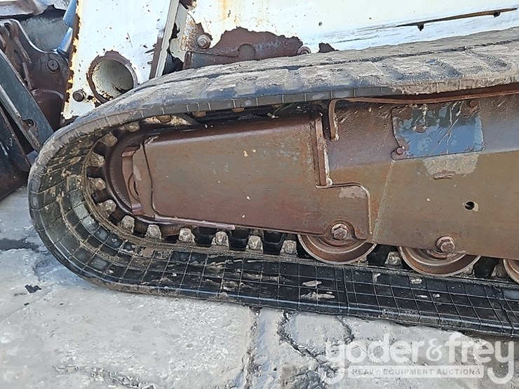 2015-bobcat-t750-image-18