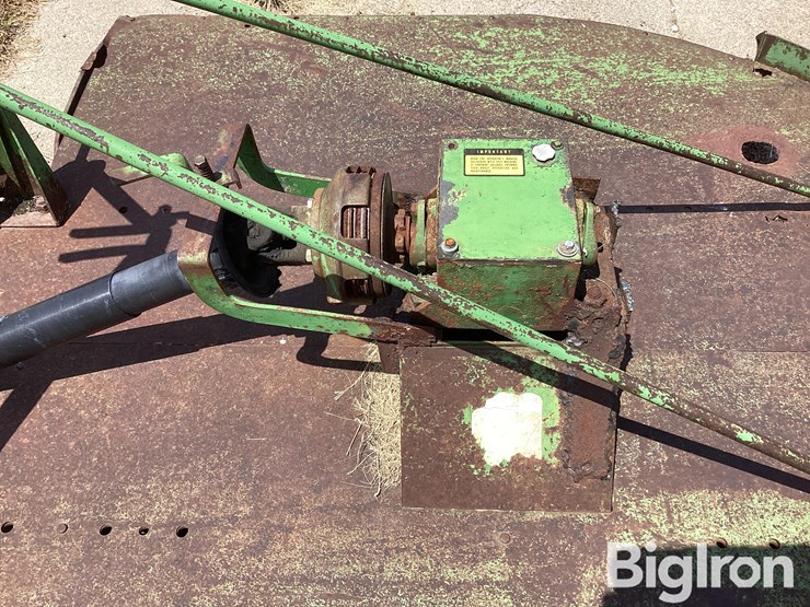 john-deere-307-image-11