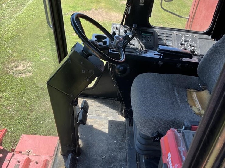 1993-case-ih-1666-image-47