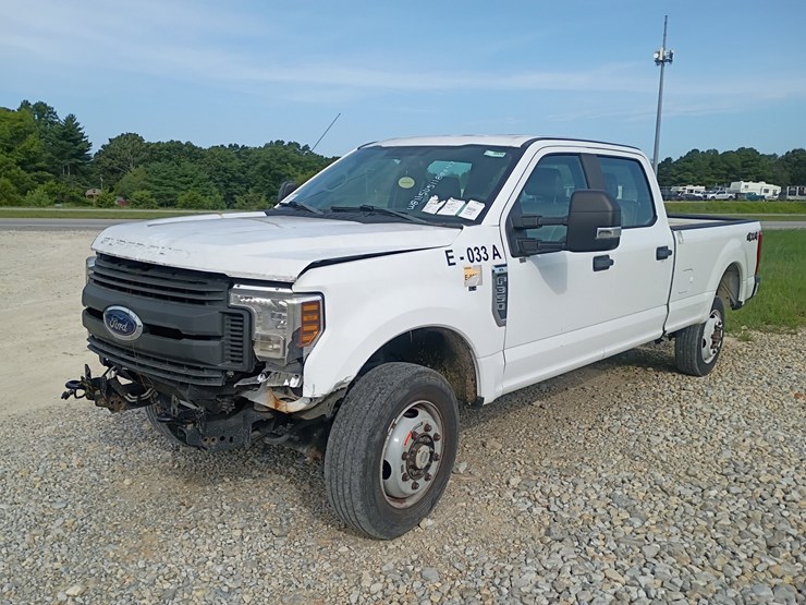 2018-ford-f350-image-1
