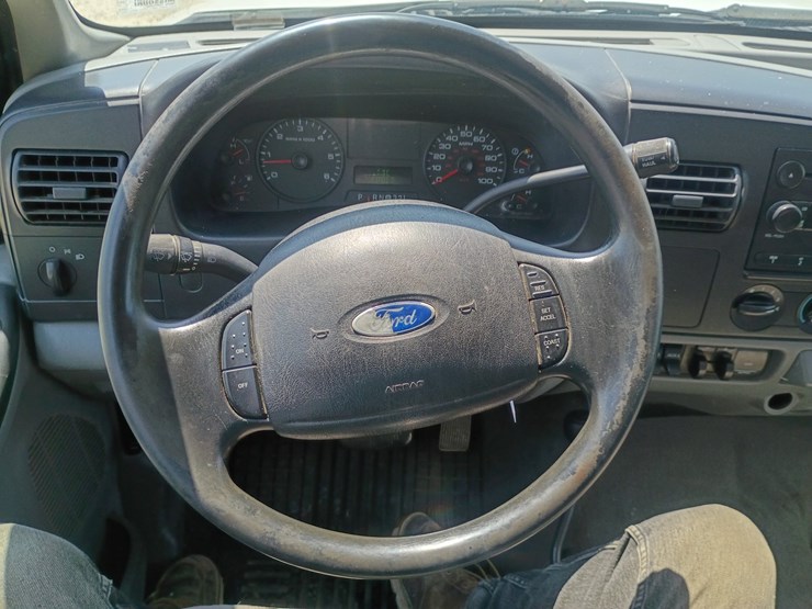 2007-ford-f550-image-50