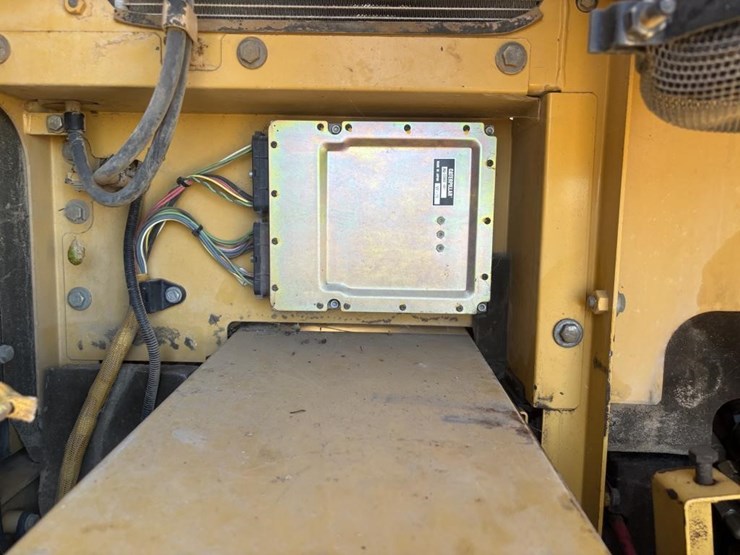 caterpillar-345c-image-43