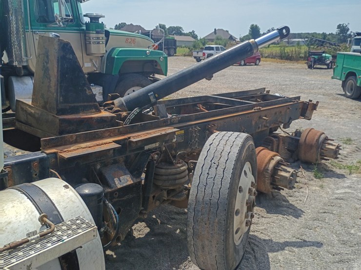 2007-mack-chn613-image-69