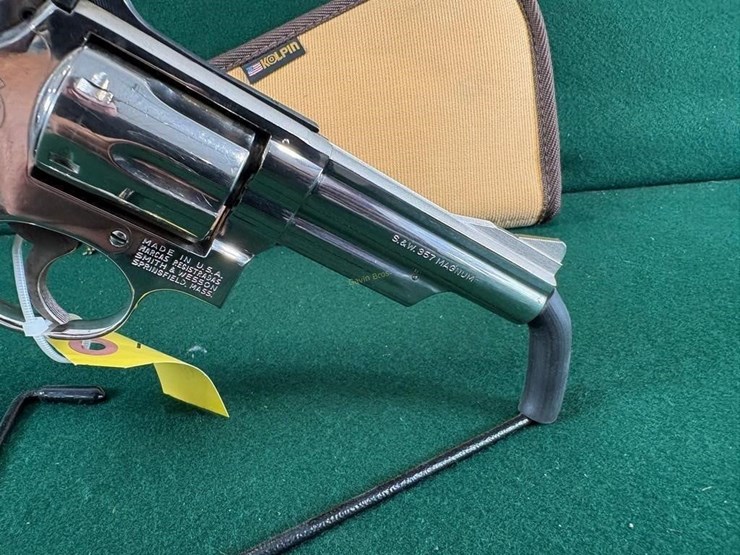 smith-&-wesson-mdl.19-3-357-mag-revolver-image-5