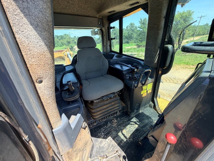 2017-deere-950k-image-38