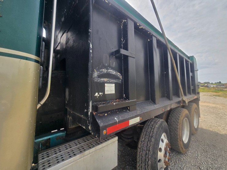 2009-freightliner-columbia-120-image-71