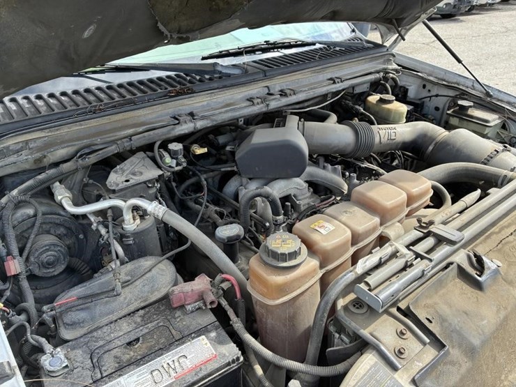 2002-ford-f550-image-8
