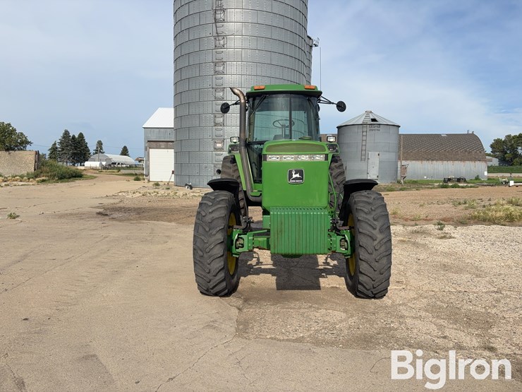 1994-john-deere-4760-image-2
