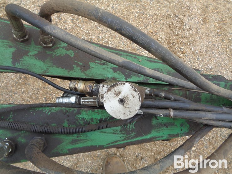 john-deere-7200-image-10