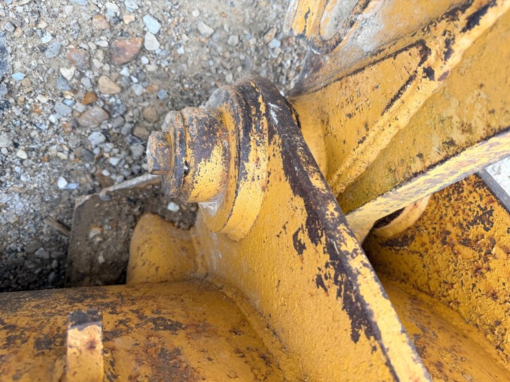 1985-caterpillar-963-image-140