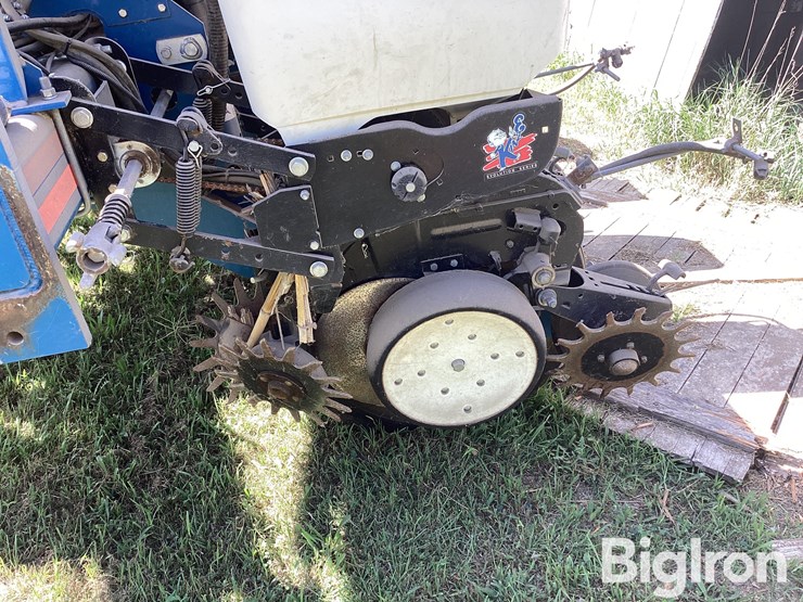 kinze-3200-image-9