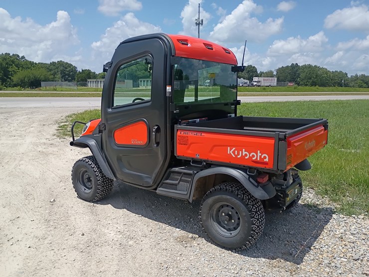 2025-kubota-rtv1100-image-3