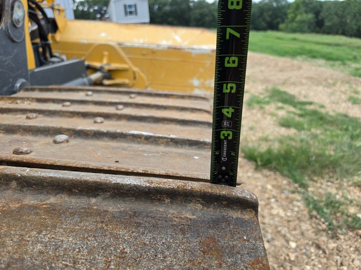 2015-deere-700k-image-56