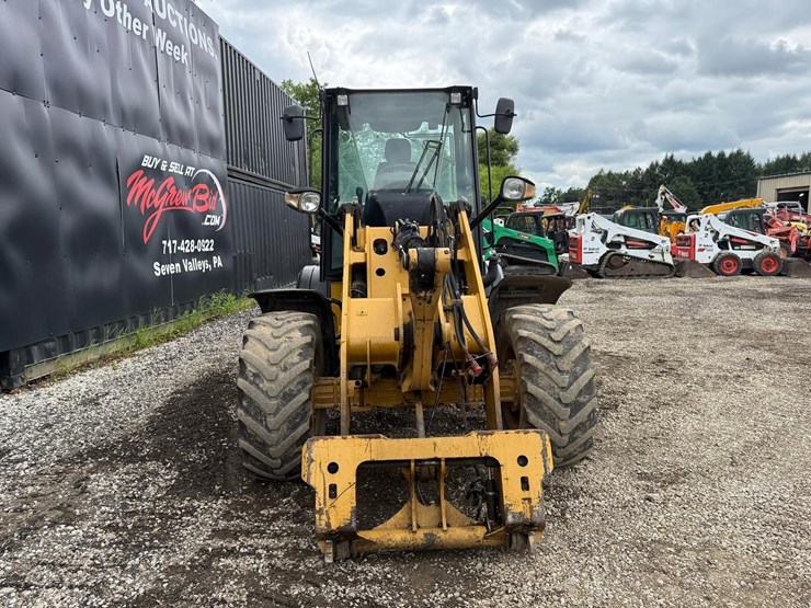2019-caterpillar-908m-image-7